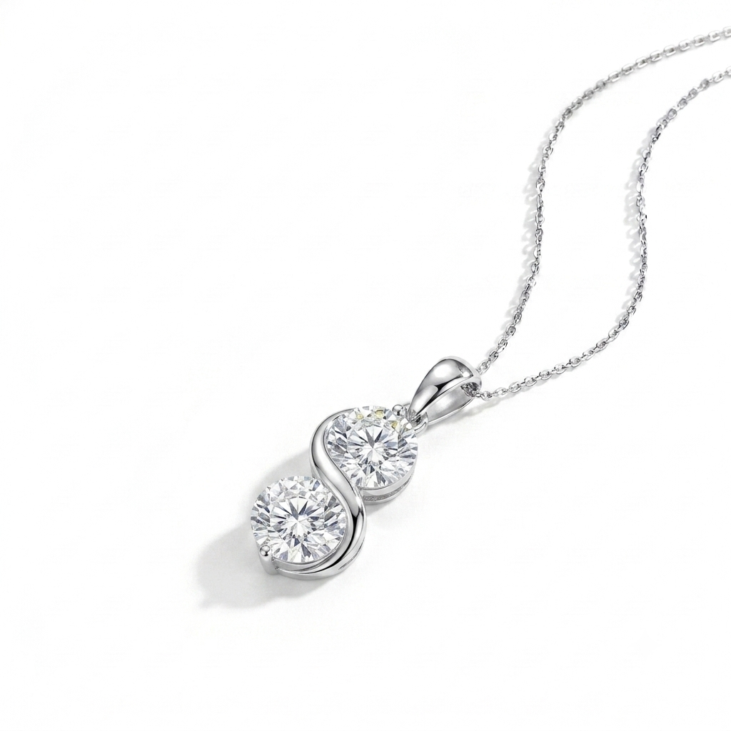 Lien Necklace